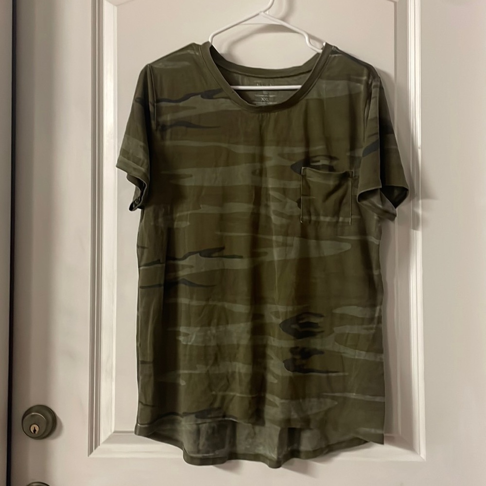 Zoe +Liv top